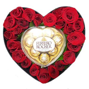 rosas en caja de corazon irania floristeria bogota